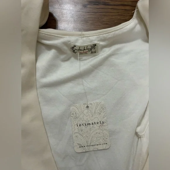 NWT Intimately Free People Ivory Ruffle Bodysuit Size Large - Picture 2 of 5
